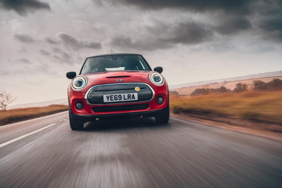  Mini Cooper SE Level 3 (F56) 2020 года  (UK) (фото 6 из 32)